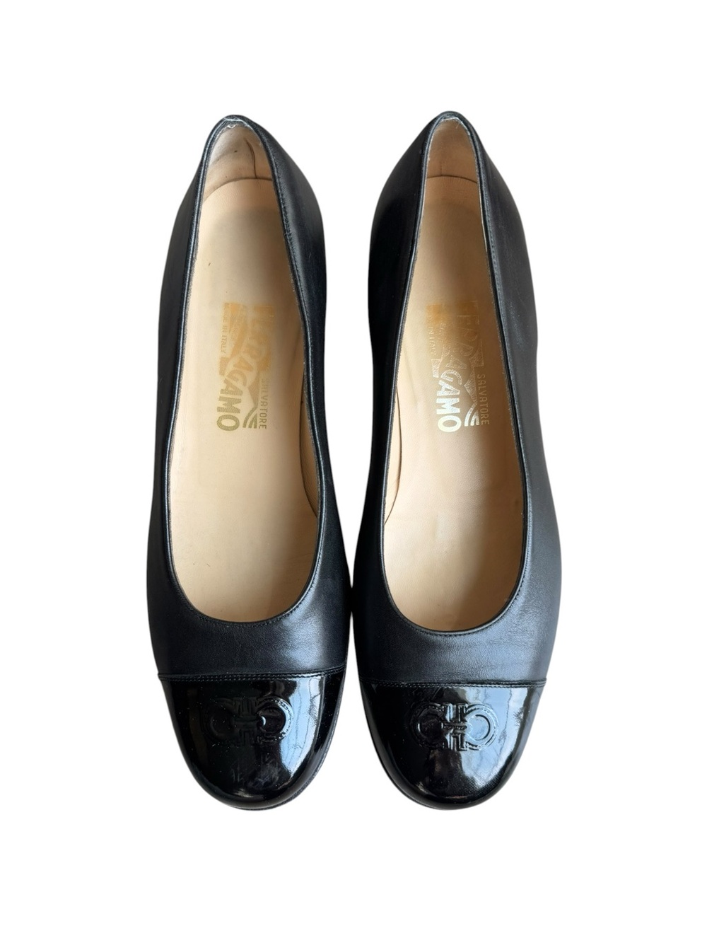 Salvatore Ferragamo - Vintage Black Leather Patent Cap Toe Pumps Sz 10 - Picture 3 of 10